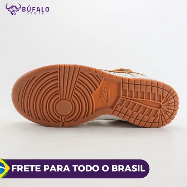 NIKE SB DUNK LOW LOUIS VITTON BEGE - Image 7