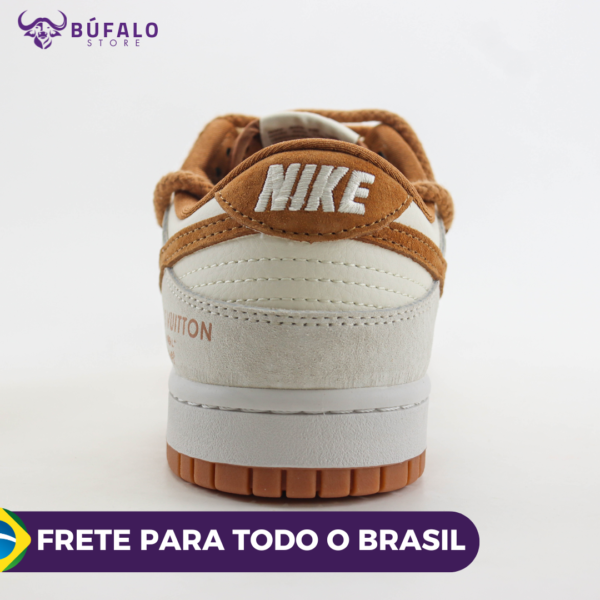 NIKE SB DUNK LOW LOUIS VITTON BEGE - Image 8