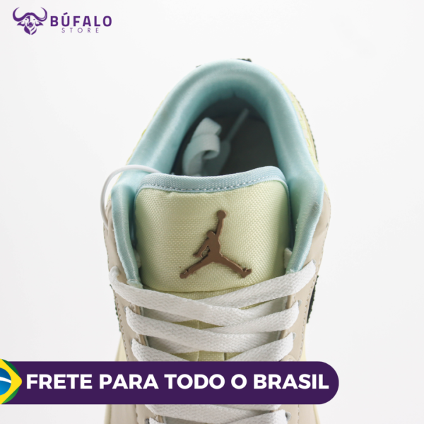 AIR JORDAN 1 LOW SE SANDDRIFT GLACIER BLUE - Image 3
