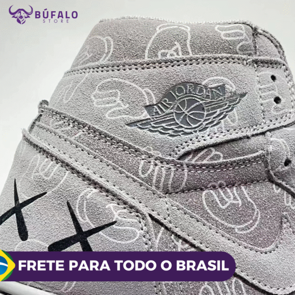 TENIS AIR JORDAN 1 High Kaws Grafite - Imagem 5
