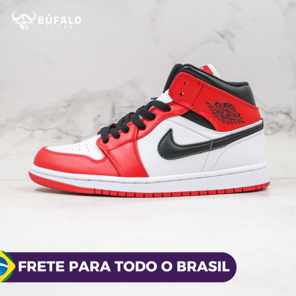 TÊNIS AIR JORDAN 1 MID SE CHICAGO (EM COURO)