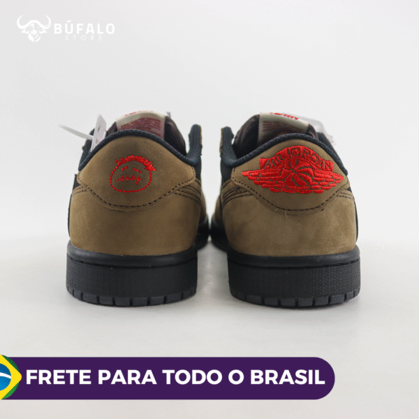 TÊNIS TRAVIS SCOTT X AIR JORDAN 1 LOW OG VELVET BROWN (EM COURO) - Imagem 6